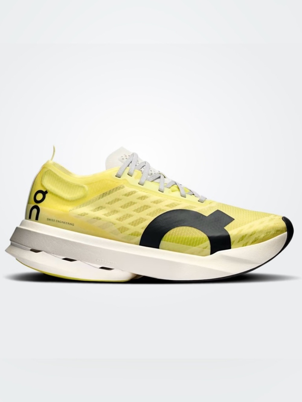 On Running Men's Cloudboom Strike Sneakers | Size 8 (EU 41)